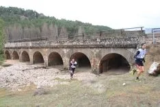 Foto 6 - Guzm&aacute;n Gonz&aacute;lez Patricia Mu&ntilde;oz, ganadores del VIII Arganza Trail-Ca&ntilde;&oacute;n R&iacute;o Lobos