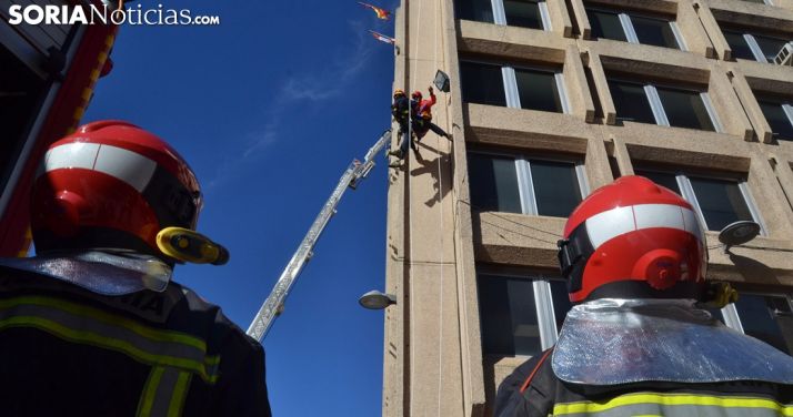 3 futuros bomberos de Soria se forman en un curso de la Junta