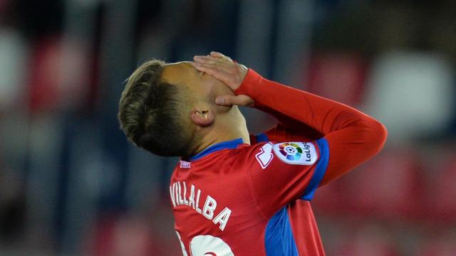 Fran Villalba se lamenta en una acción del pasado Numancia-Málaga. LaLiga
