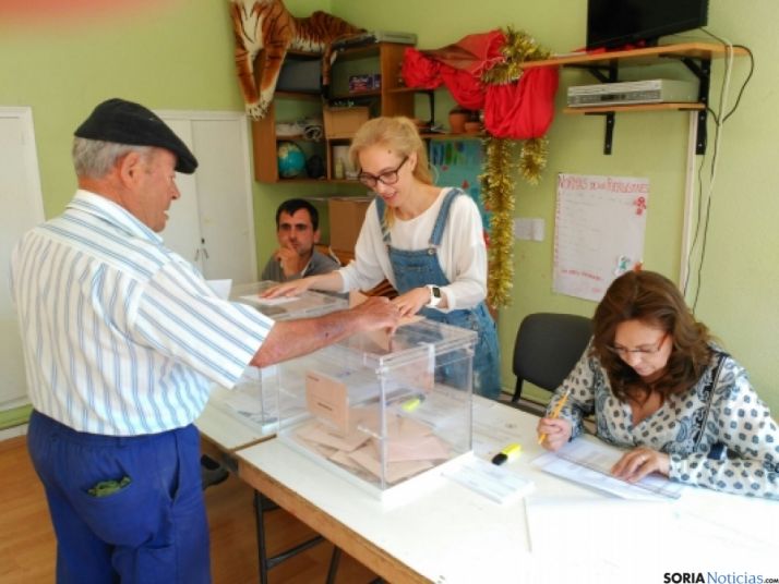 Un vecino sordo de CyL solicita intérprete de lengua de signos para participar en las mesas electorales
