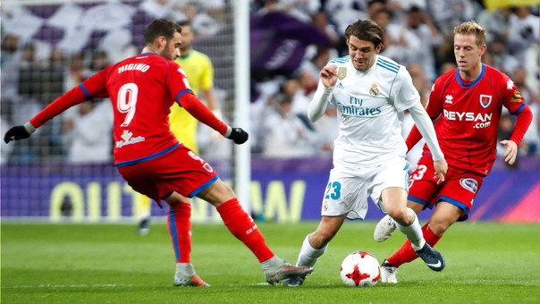 Vuelta de los octavos de final en el Santiago Bernabéu entre el Real Madrid y el Numancia. EFE