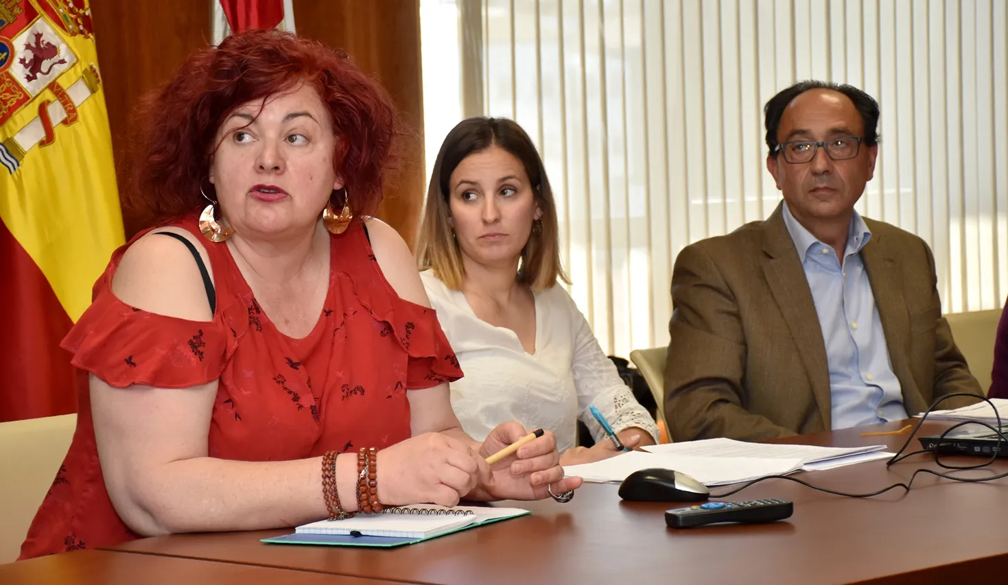 Cristina Escudero, Mª Jesús Cabezudo y Manuel López durante la presentación del plan este miércoles. /Jta.