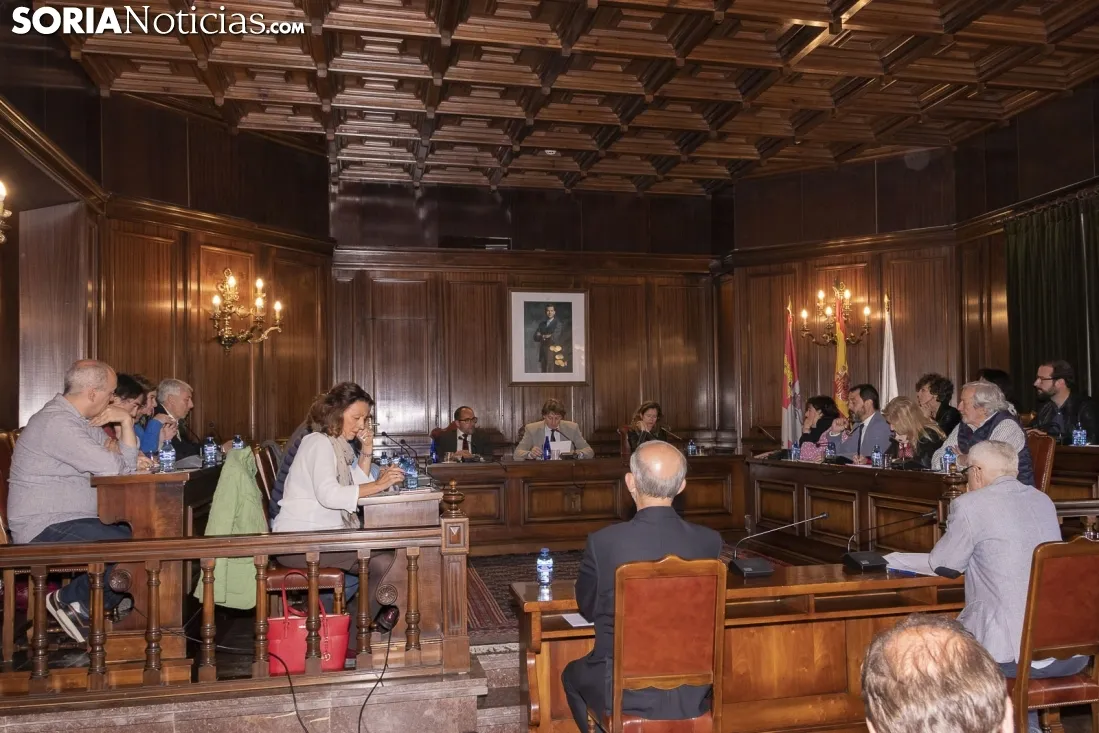 Pleno del Ayuntamiento de Soria. /Jasmín Malvesado.