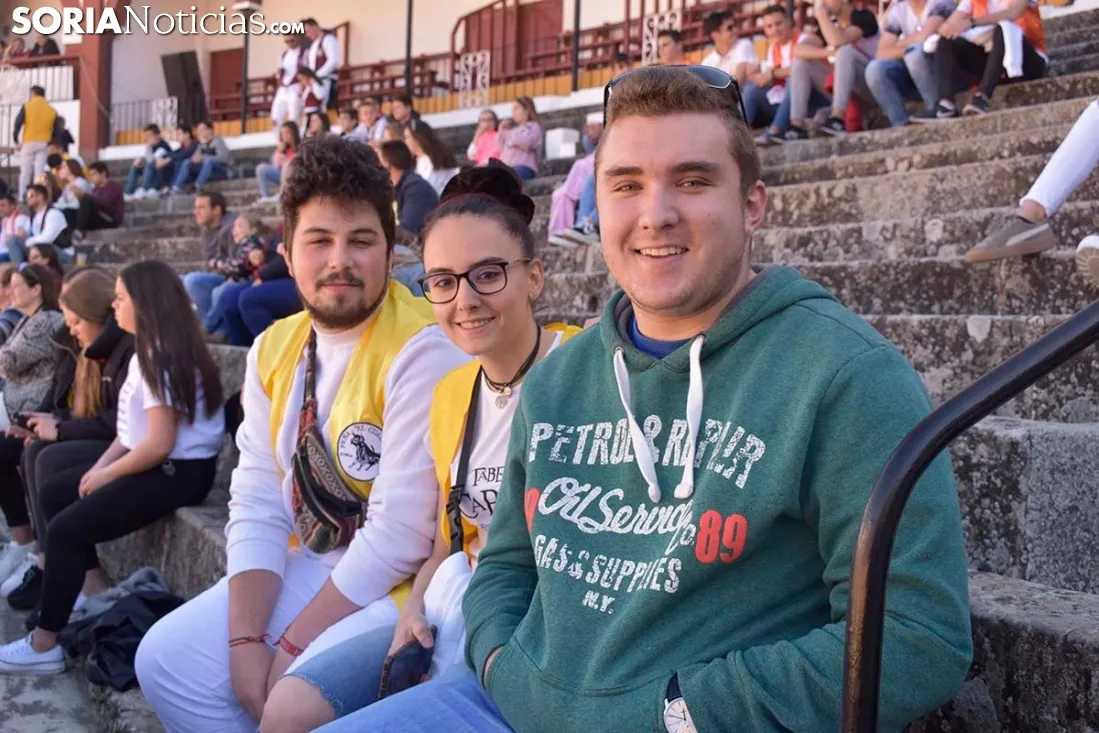 Suelta de vaquillas del Interpeñas 2019.