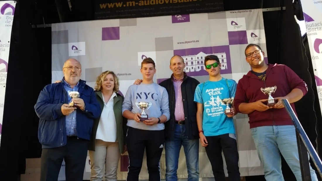 Foto 8 - Duruelo de la Sierra se lo pasa pipa en el Campeonato Provincial de Juegos Populares
