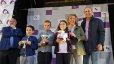 Foto 23 - Duruelo de la Sierra se lo pasa pipa en el Campeonato Provincial de Juegos Populares