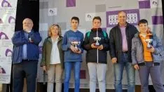 Foto 16 - Duruelo de la Sierra se lo pasa pipa en el Campeonato Provincial de Juegos Populares