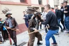 Foto 13 - AS&Iacute; FUE: Los zarrones recuperan el calor en Almaz&aacute;n