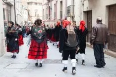 Foto 10 - AS&Iacute; FUE: Los zarrones recuperan el calor en Almaz&aacute;n