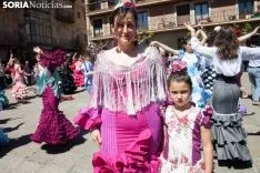 Feria Abril / María Ferrer