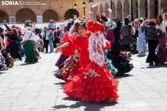 Feria Abril / María Ferrer
