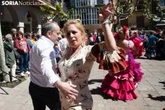 Feria Abril / María Ferrer