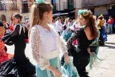 Feria Abril / María Ferrer