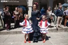 Feria Abril / María Ferrer