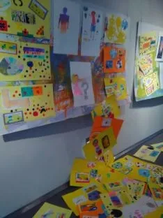 Foto 40 - Asovica y Escolapios unen su arte con la muestra 'Mi mente', sobre emociones y salud mental