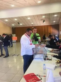 Pedro Casas, en su colegio electoral en Camaretas.