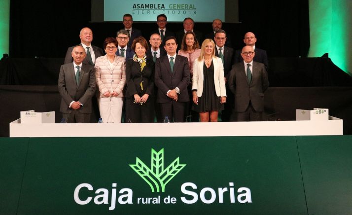 Miembros del Consejo de la Caja Rural este viernes. /SN