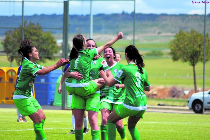 El CD San José femenino acabó goleando (2-5) al Palencia para ascender a la Liga Gonalpi. Izana Silva