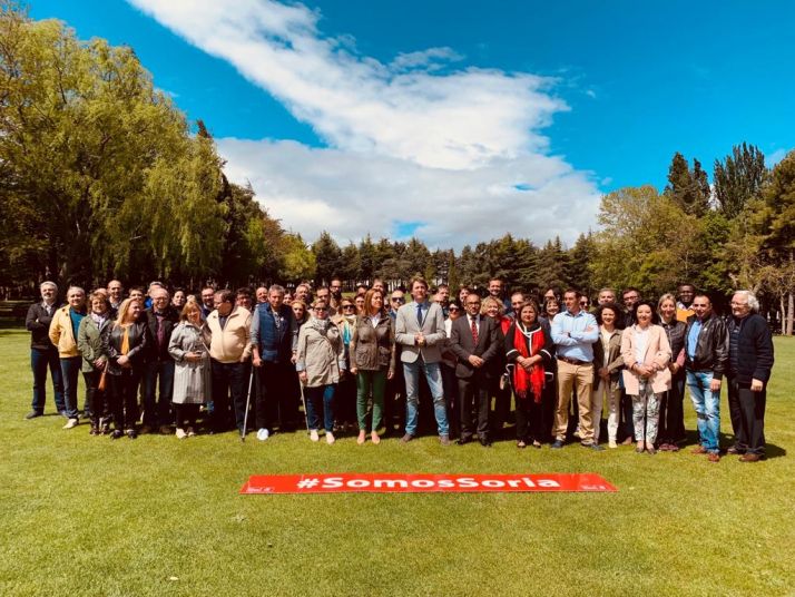 El PSOE presume de equipo en búsqueda del repoker electoral  