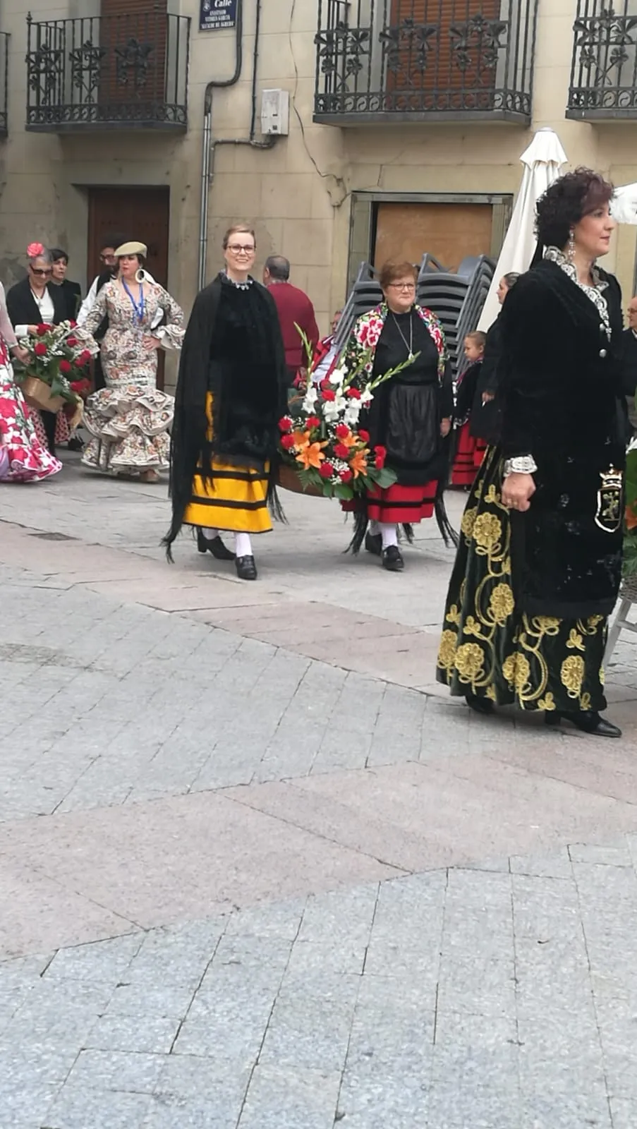 Una de las imágenes de la ofrenda floral agredeña. /Ainalb Alomar