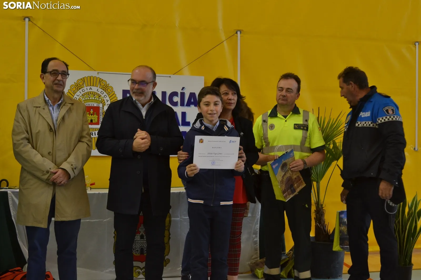 Una imagen de familia con los mejores escolares al volante este 2019. /SN