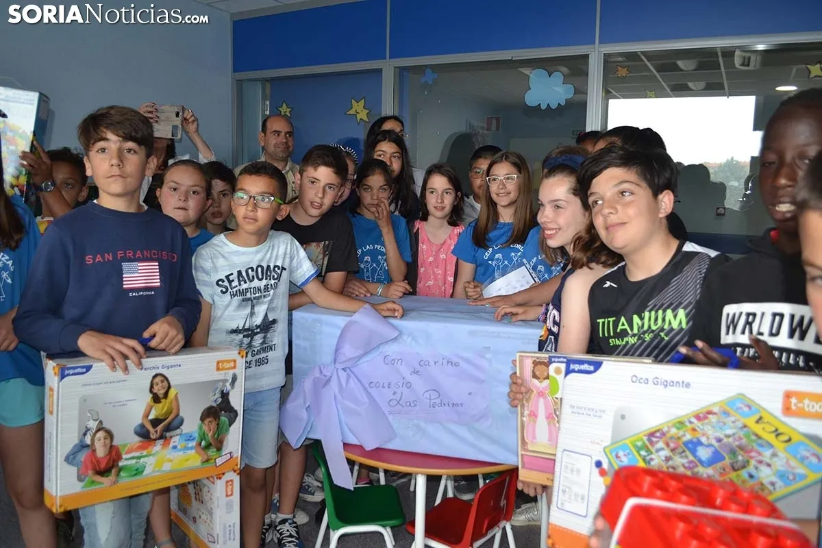 Alumnos de las Pedrizas en el Santa Bárbara.