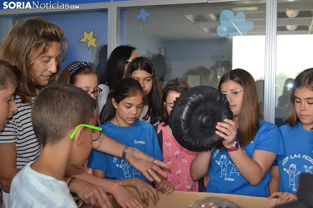 Alumnos de las Pedrizas en el Santa Bárbara.