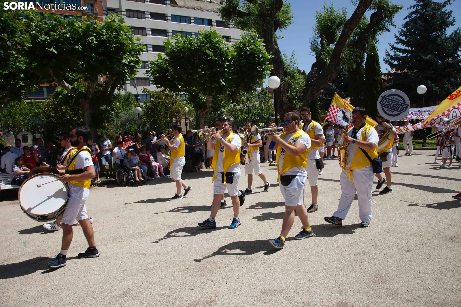 Foto 10 - Galer&iacute;a de im&aacute;genes: Desfile Domingo de Calderas