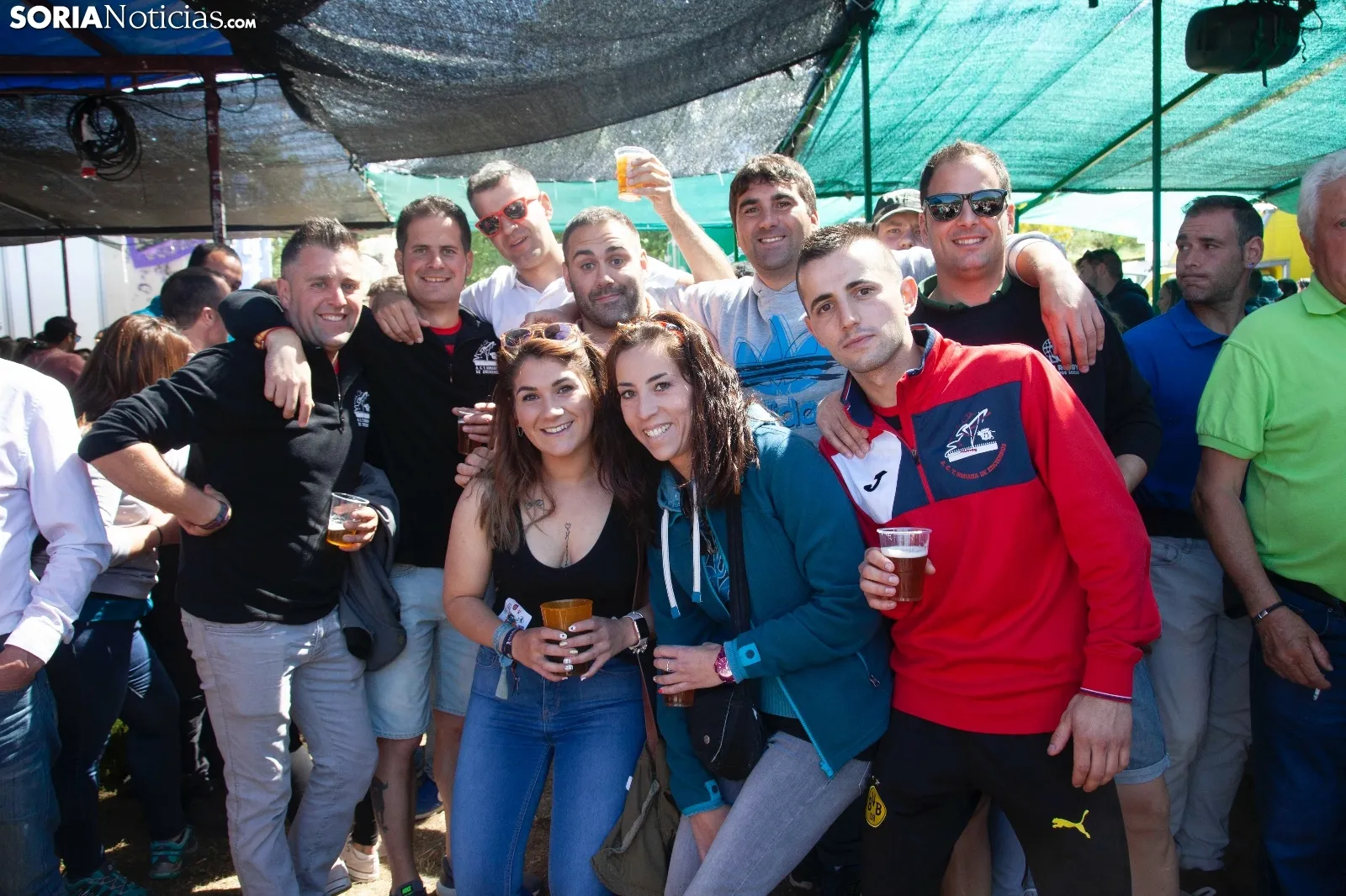 Foto 11 - Fotos: El cotarro del Lavalenguas 2019 se mueve en los chiringuitos 