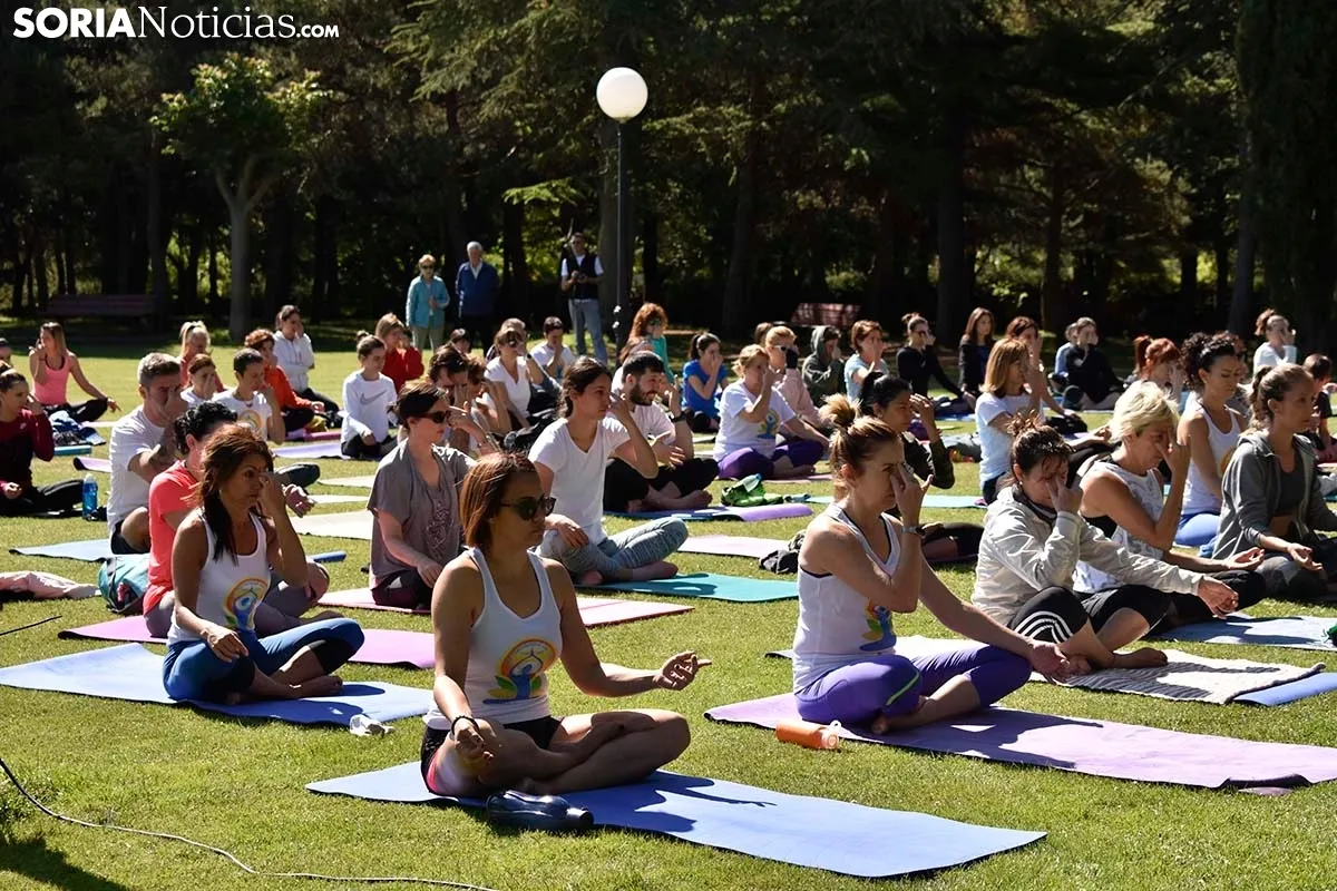 Día Mundial del Yoga en Soria.