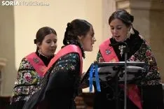Una imagen de la ofrenda floral a la Virgen de los Milagros. /I. Grijalbo