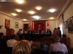 Una imagen del pleno constituyente este sábado. /SN