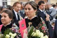 Una imagen de la ofrenda floral a la Virgen de los Milagros. /I. Grijalbo