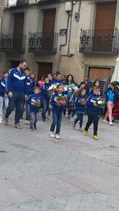 Una de las imágenes de la ofrenda floral agredeña. /Ainalb Alomar