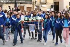 Una imagen de la ofrenda floral a la Virgen de los Milagros. /I. Grijalbo
