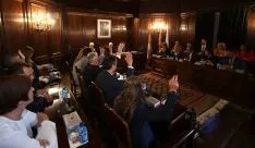 Toma de posesión de Carlos Martínez Mínguez. 