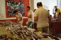 Recogida de la tajada cruda en las cuadrillas de El Salvador y San Juan. /SN.