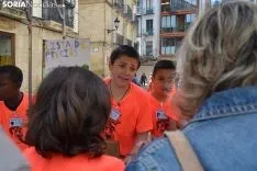 Mercadillo infantil en la plaza del Rosel.