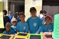 Mercadillo infantil en la plaza del Rosel.