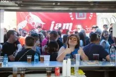 Foto 70 - Galer&iacute;a: la fiesta ha continuado en los chiringuitos de Valonsadero