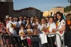Desfile Jurados antes del Pregón / María Ferrer