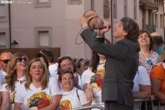 Desfile Jurados antes del Pregón / María Ferrer