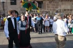 Desfile Jurados antes del Pregón / María Ferrer