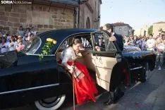 Desfile Jurados antes del Pregón / María Ferrer