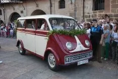 Desfile Jurados antes del Pregón / María Ferrer