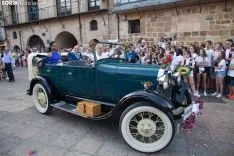 Desfile Jurados antes del Pregón / María Ferrer