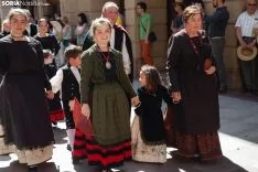 Foto 159 - Galer&iacute;a de im&aacute;genes: Desfile Domingo de Calderas