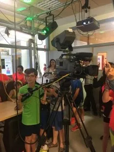 Foto 5 - 111 alumnos descubren la FP del Pico Frentes donde se aprende haciendo