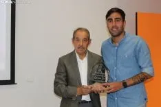 La Hermandad de Donantes de Sangre de Soria reconoce y premia a Alberto Escassi y Pape Diamanka. SN