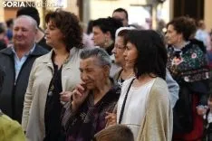 Una imagen de la ofrenda floral a la Virgen de los Milagros. /I. Grijalbo